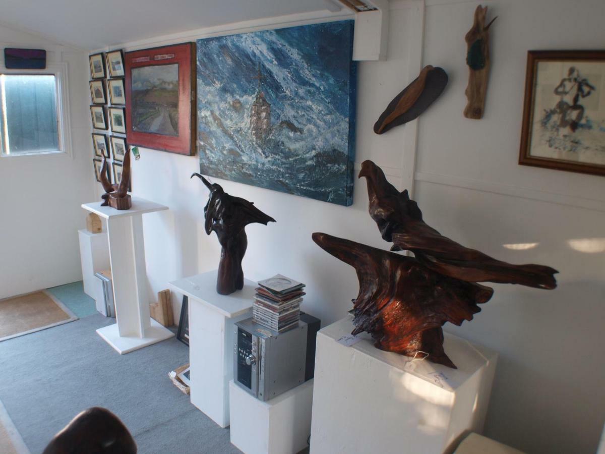 Lakefield Gallery Keel  Dış mekan fotoğraf
